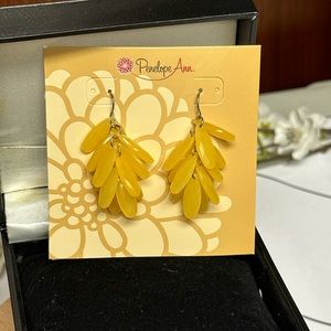 Celebrating home Island paradise yellow earrings